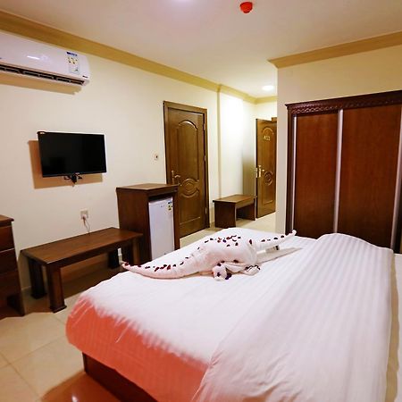 Jordan Flower Hotel Акаба Экстерьер фото
